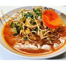 SN6 Thai Curry Noodles