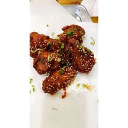 6 Piece Jumbo Wings